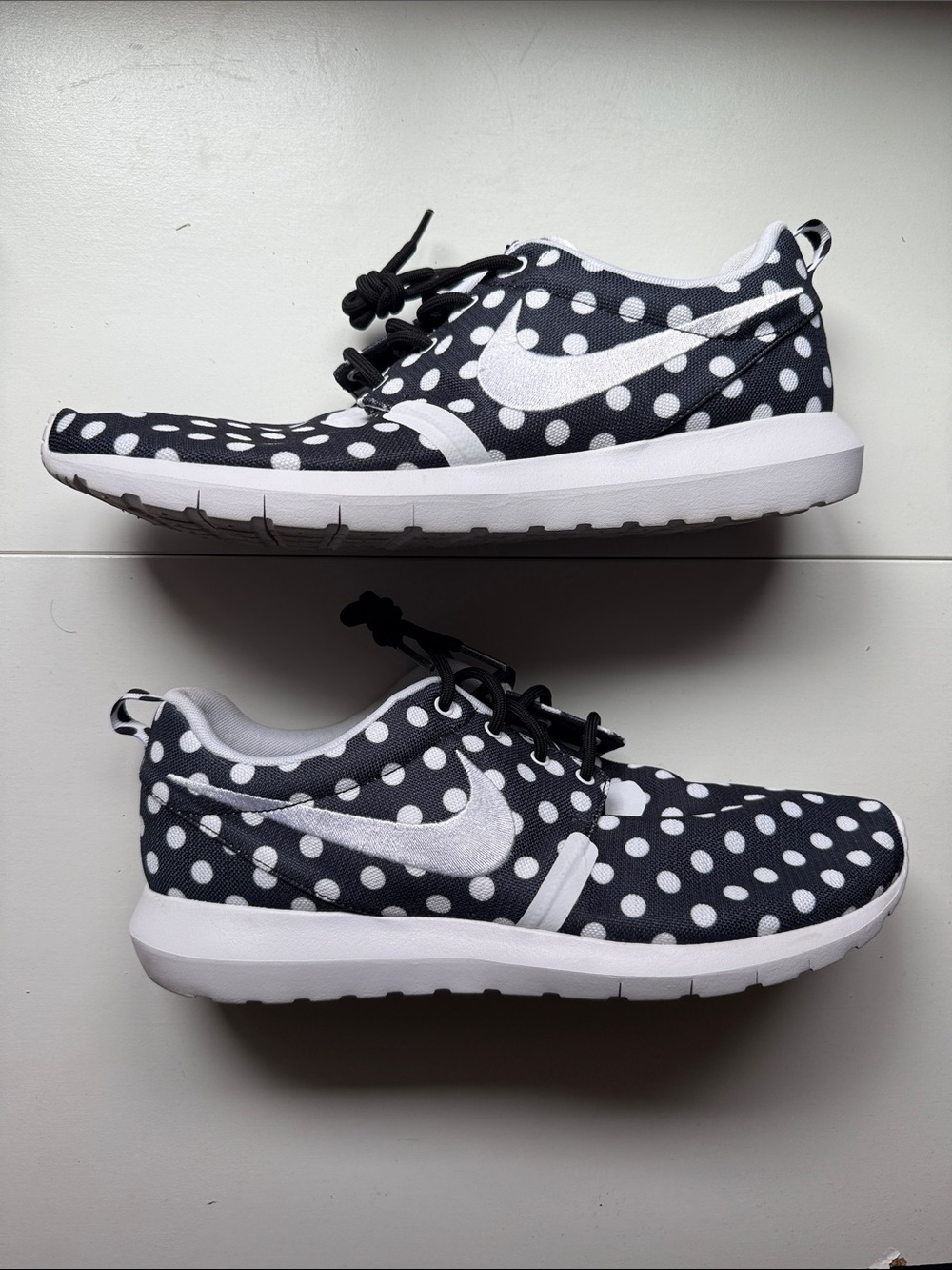 Nike Roshe Polka Dot Running Shoes - Black/White